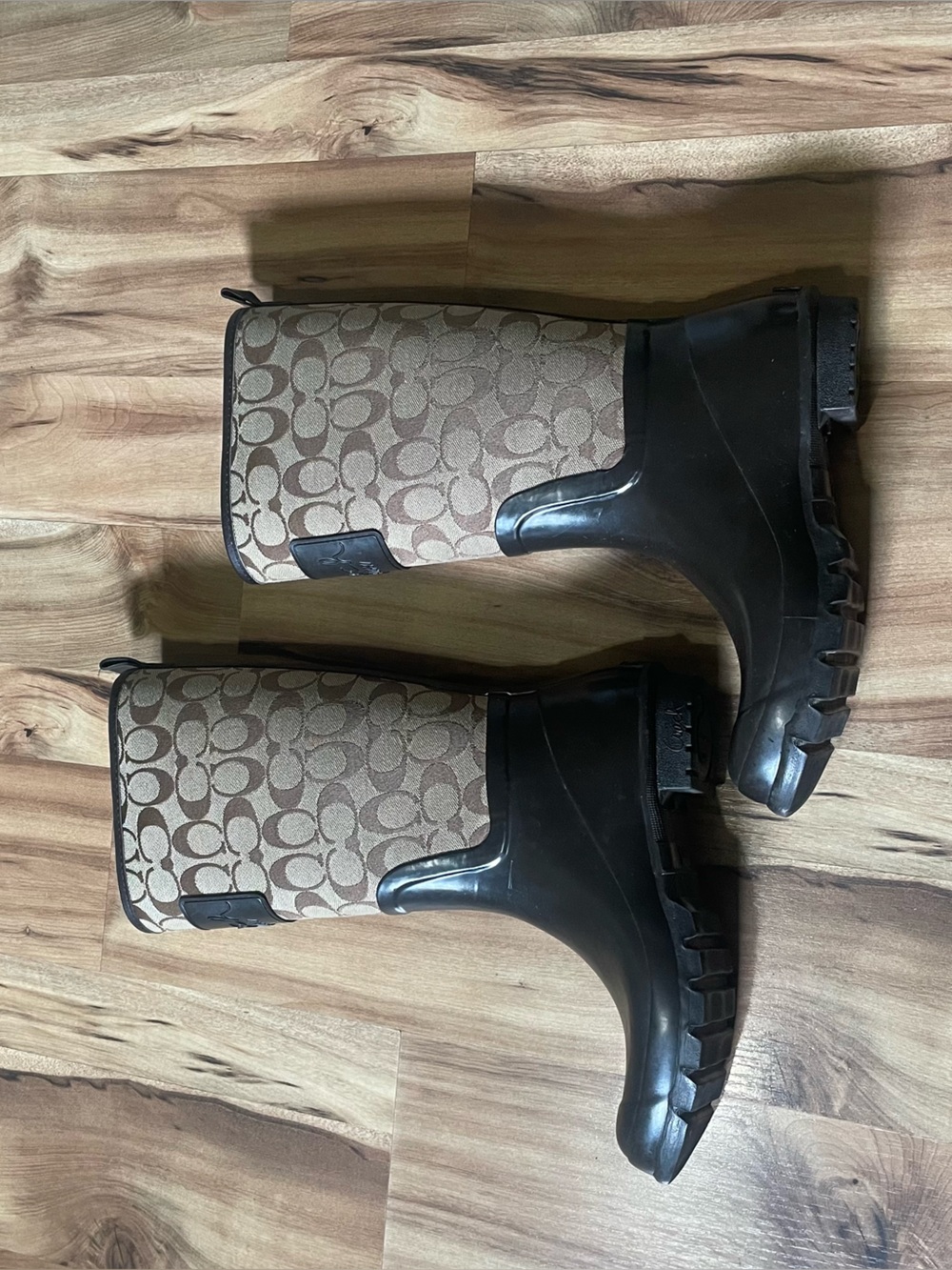Coach Pearl Signature C Rain Boots Womens Size 8B Brown Tan Rubber A7314